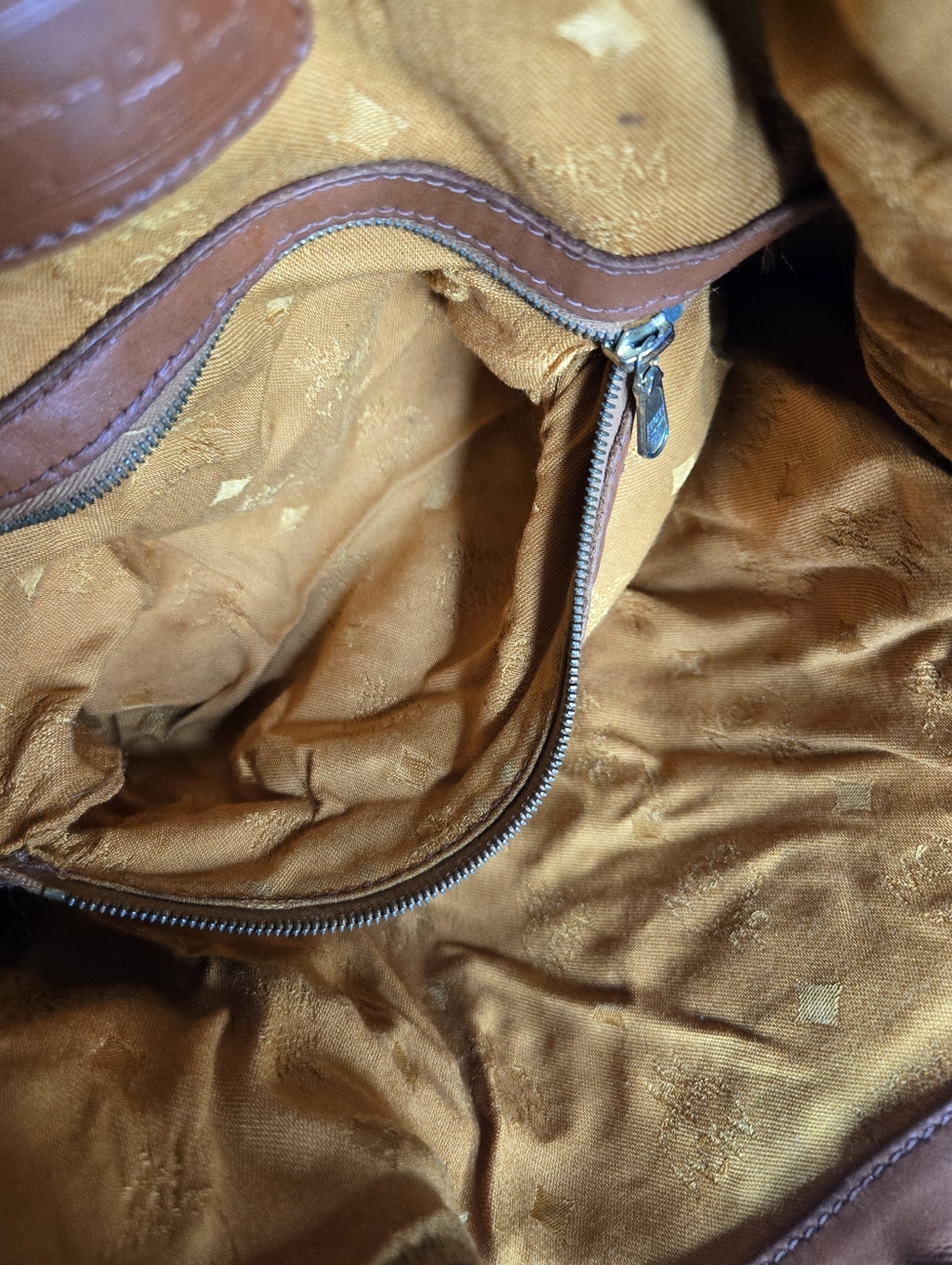 MCM Visetos Cognac Drawstring Bucket Bag With COA - Picture 8 of 16